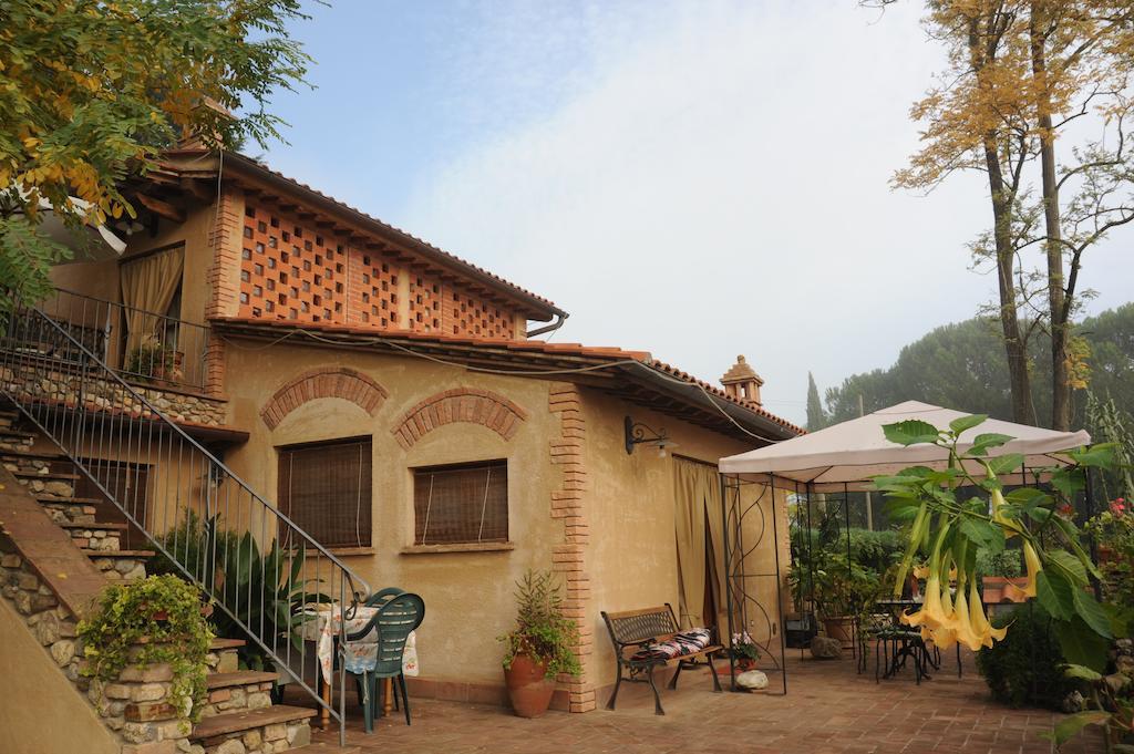 La Capanna Di Sovestro Otel San Gimignano Dış mekan fotoğraf