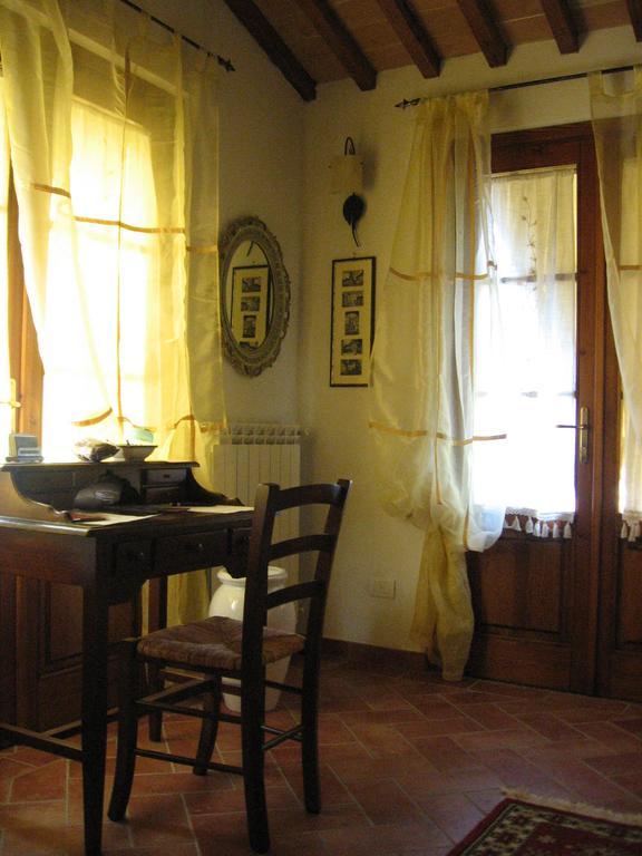 La Capanna Di Sovestro Otel San Gimignano Dış mekan fotoğraf