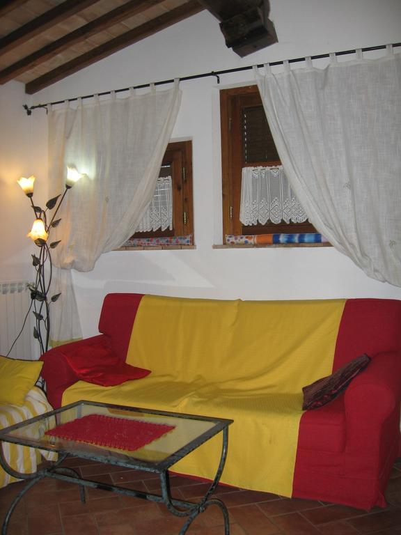 La Capanna Di Sovestro Otel San Gimignano Dış mekan fotoğraf
